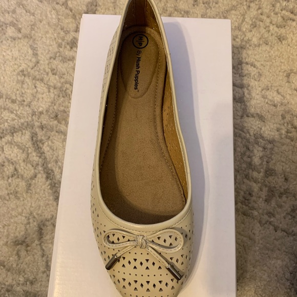 Hush‎ Puppies Perforated Ballerina Flat Women’s Size 8.5 Balletcore Classic New - Picture 2 of 7
